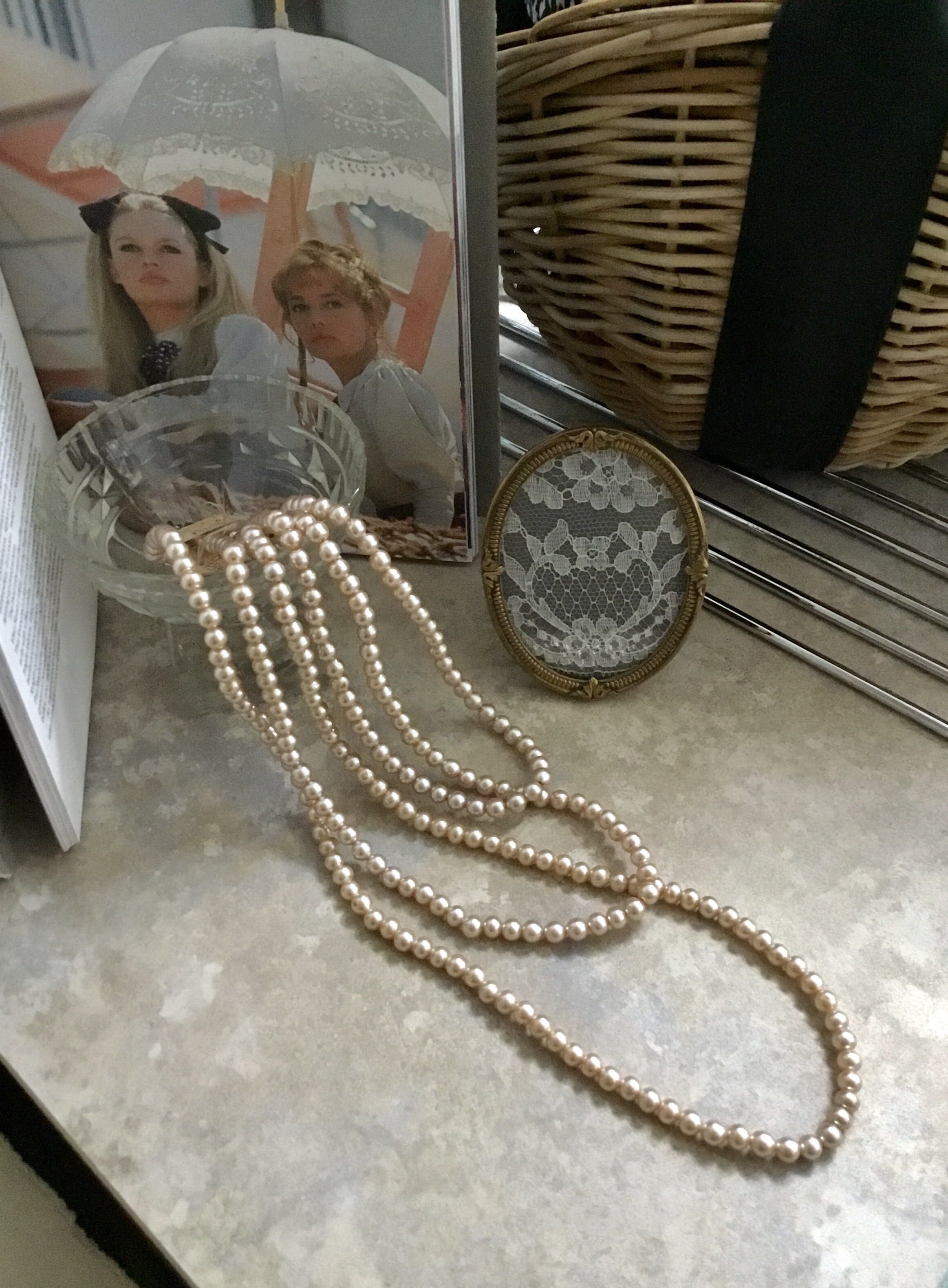 アンティーク時計 00417  Vintage Glass Pearl Necklace
ヴィンテージ ガラスパールネックレス